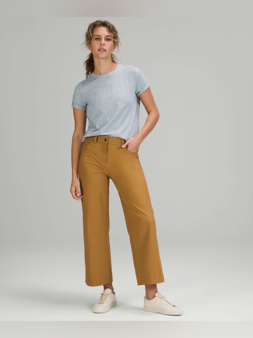 Lululemon Love Crew Short Sleeve T-Shirt
Heathered Chambray